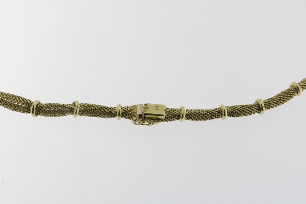 A yellow gold, braided necklace, 585/000, br.gew. 30,2gr, length 44,5cm.Een geelgoud gevlochten - Image 3 of 3