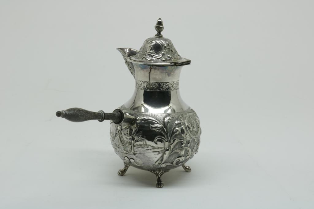 A four piece silver mokka service, Dutch 1928, 835/000, gross w. 433gr, height jug 14 cm.Een - Image 2 of 5