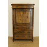 Kersenhouten secretaire met 4 laden en schrijfklep waarachter interieur met 9 laadjes, 19e eeuw,