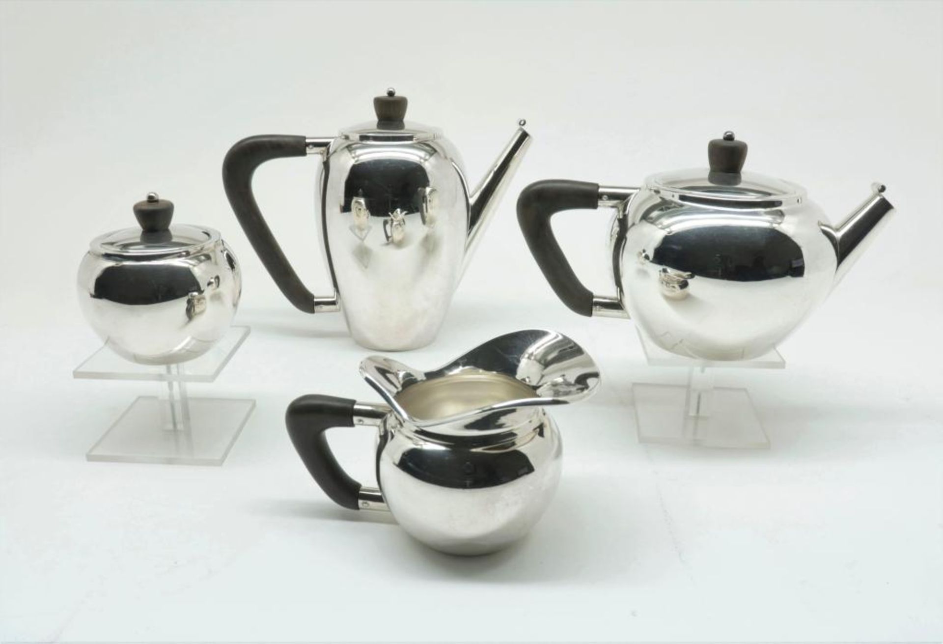 Vijfdelig zilveren thee en koffie servies met houten grepen, Italië, 60'er - 70'er jaren, 925/000, - Bild 2 aus 4