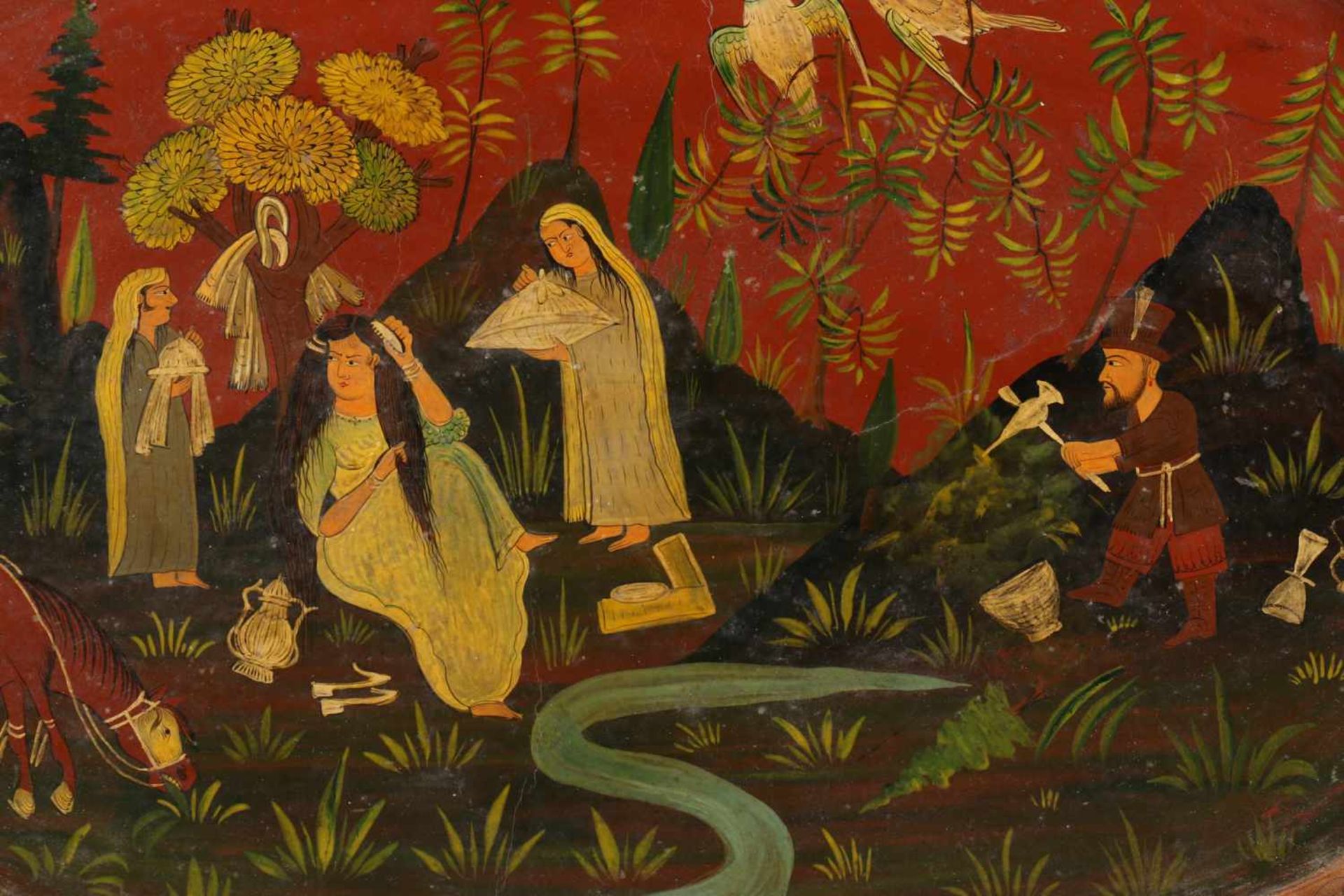 Perzie, lakwerk ovaal sier dienblad, Qajar Periode,met voorstelling van badende vrouw met figuren in - Bild 3 aus 6