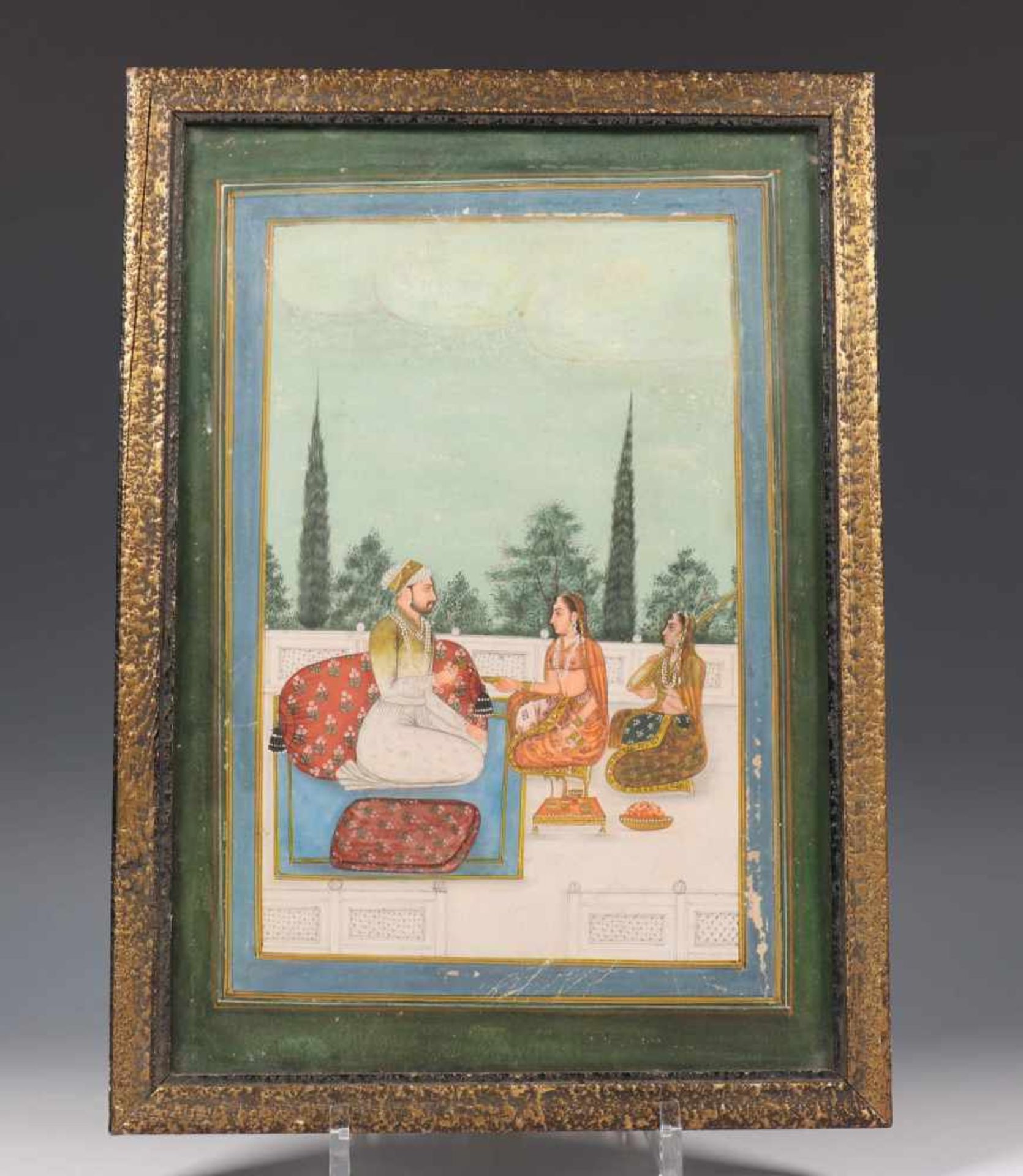 Perzie, lakwerk ovaal sier dienblad, Qajar Periode,met voorstelling van badende vrouw met figuren in - Bild 4 aus 6