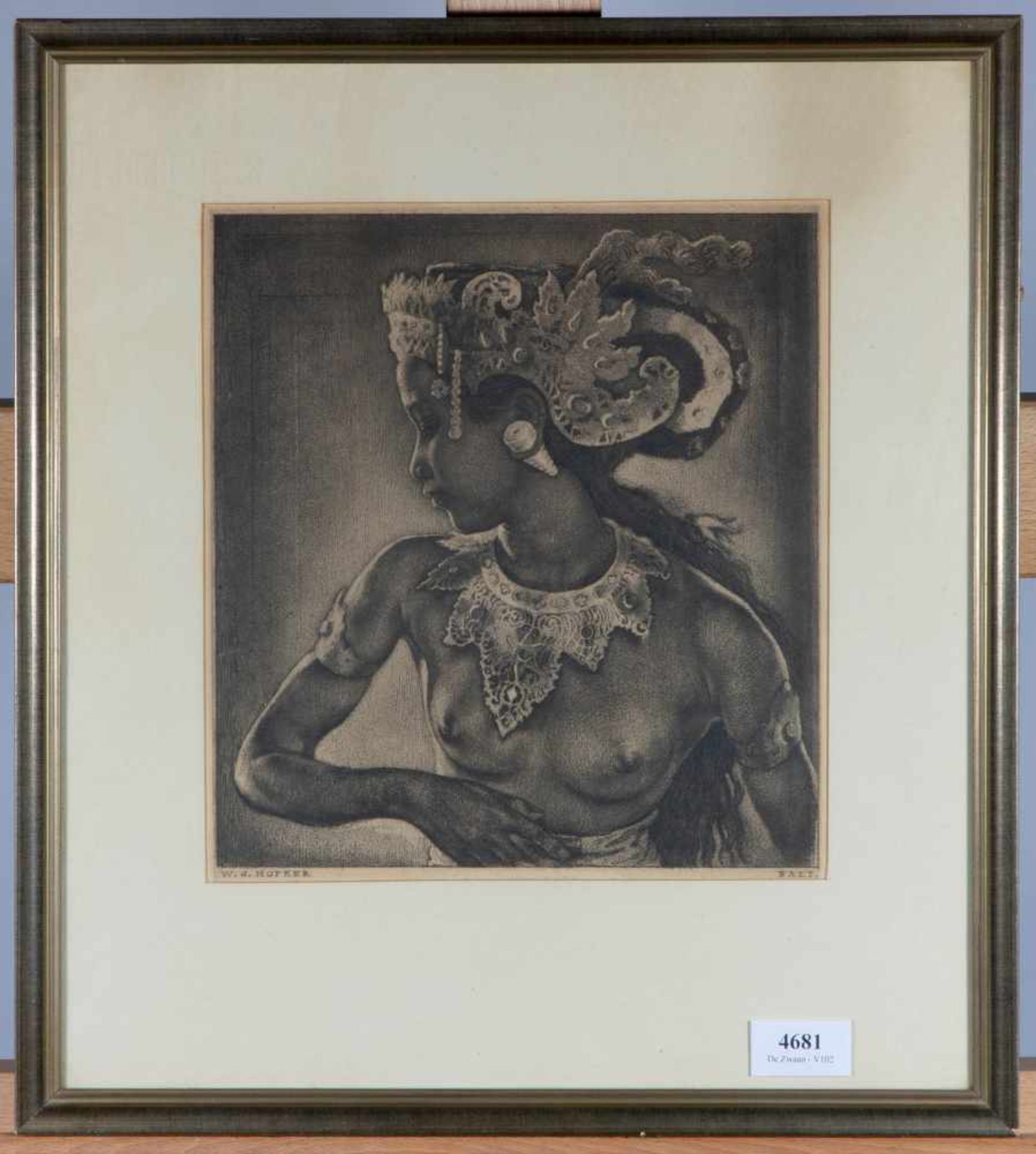 Willem Gerard Hofker (1902-1981)Ni Asoeg in Ardja, ets, gesign. in de plaat, 25 x 23 cm. [1]400 - Bild 2 aus 3