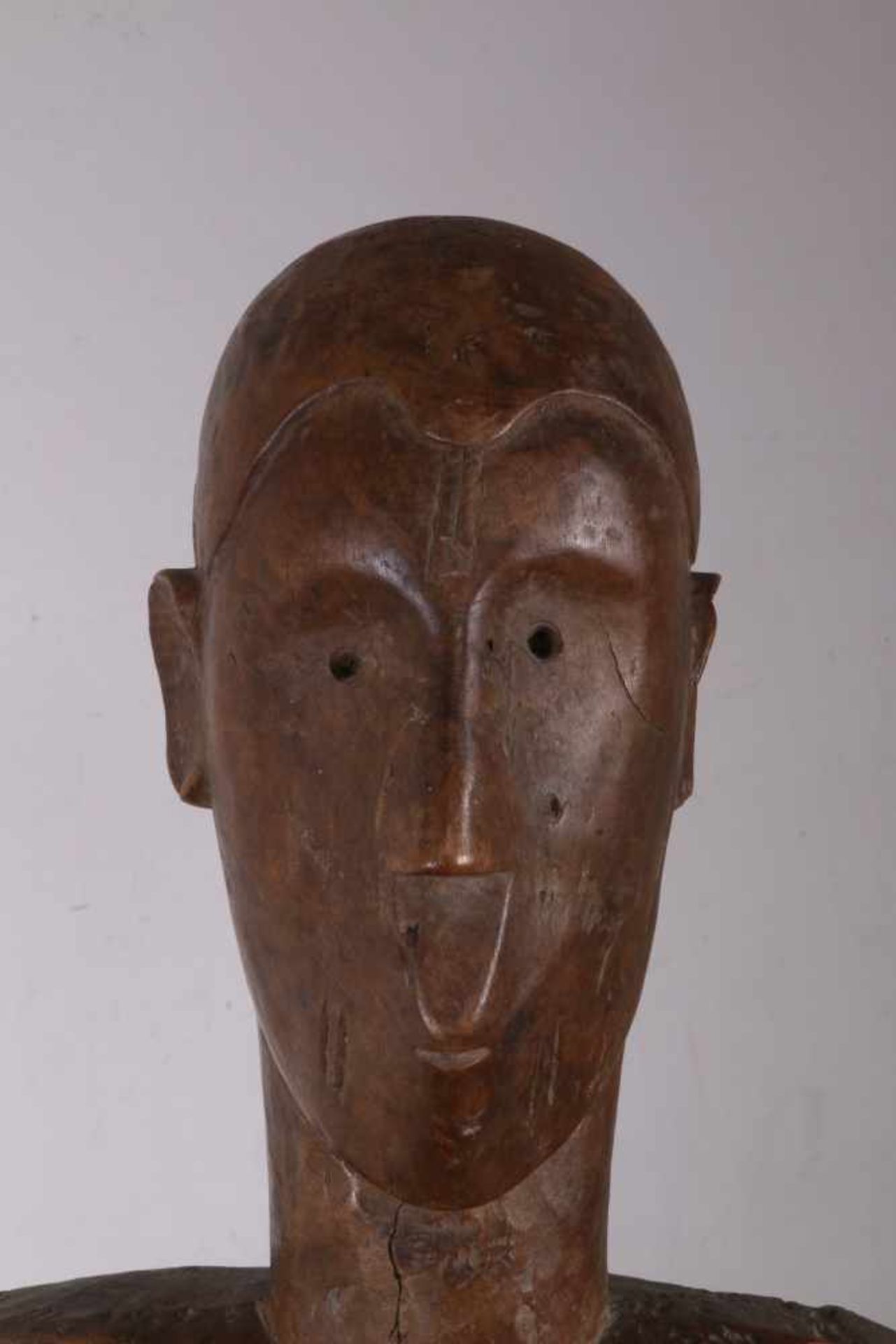Tanzania, Pare, wooden restwith high back with carved female figure., h. 95 cm. [1]400 - Bild 2 aus 2