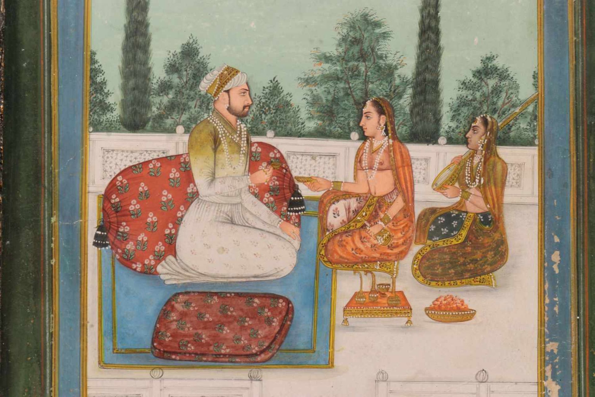 Perzie, lakwerk ovaal sier dienblad, Qajar Periode,met voorstelling van badende vrouw met figuren in - Bild 6 aus 6