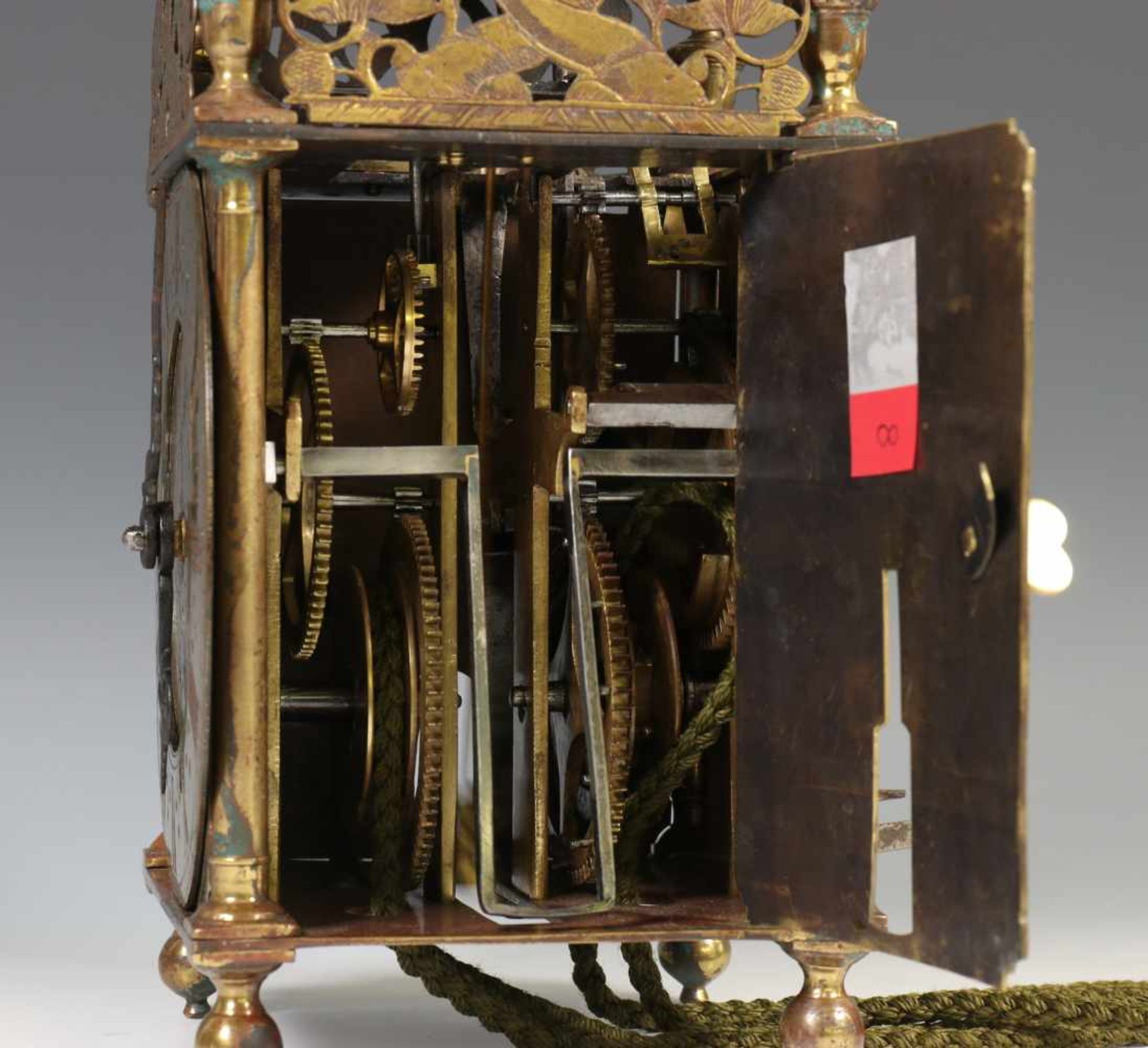 Engeland, lantaarnklok, James II periode,ca. 1685;30 urig uurwerk, messing kast. Fraai gegraveerde - Bild 4 aus 4