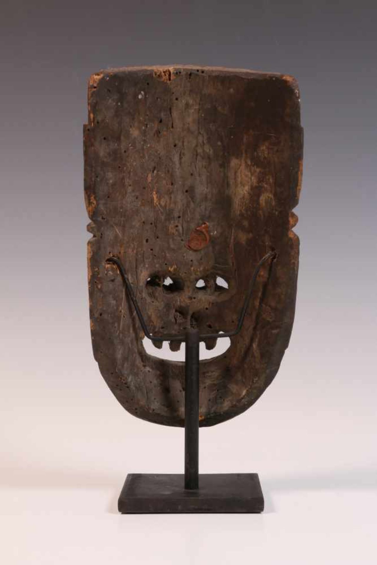 China, Yao, Guizho, Khali, carved wooden face mask,depicting a Priest. With expressive face and - Bild 3 aus 3