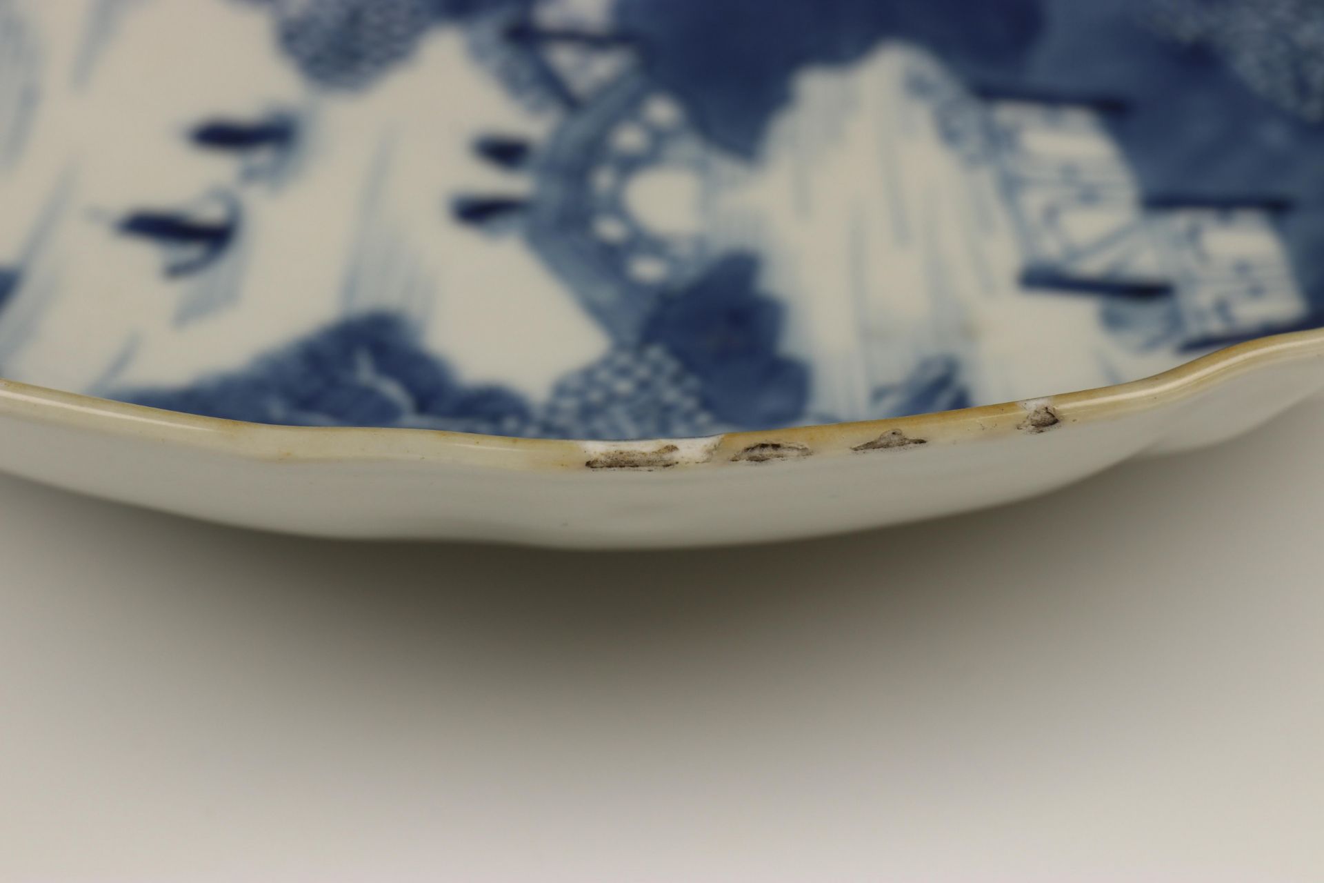 China, blauw-wit porseleinen bord, Qianlong, - Image 4 of 4