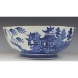 China, grote blauw wit porseleinen kom, Qianlong,