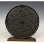 China, grote bronzen 'draken' spiegel, Ming-dynastie, 17e eeuw,
