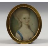 Frankrijk, kleine ovale portretminiatuur van jonge dame in blauwe jurk, ca. 1800,
