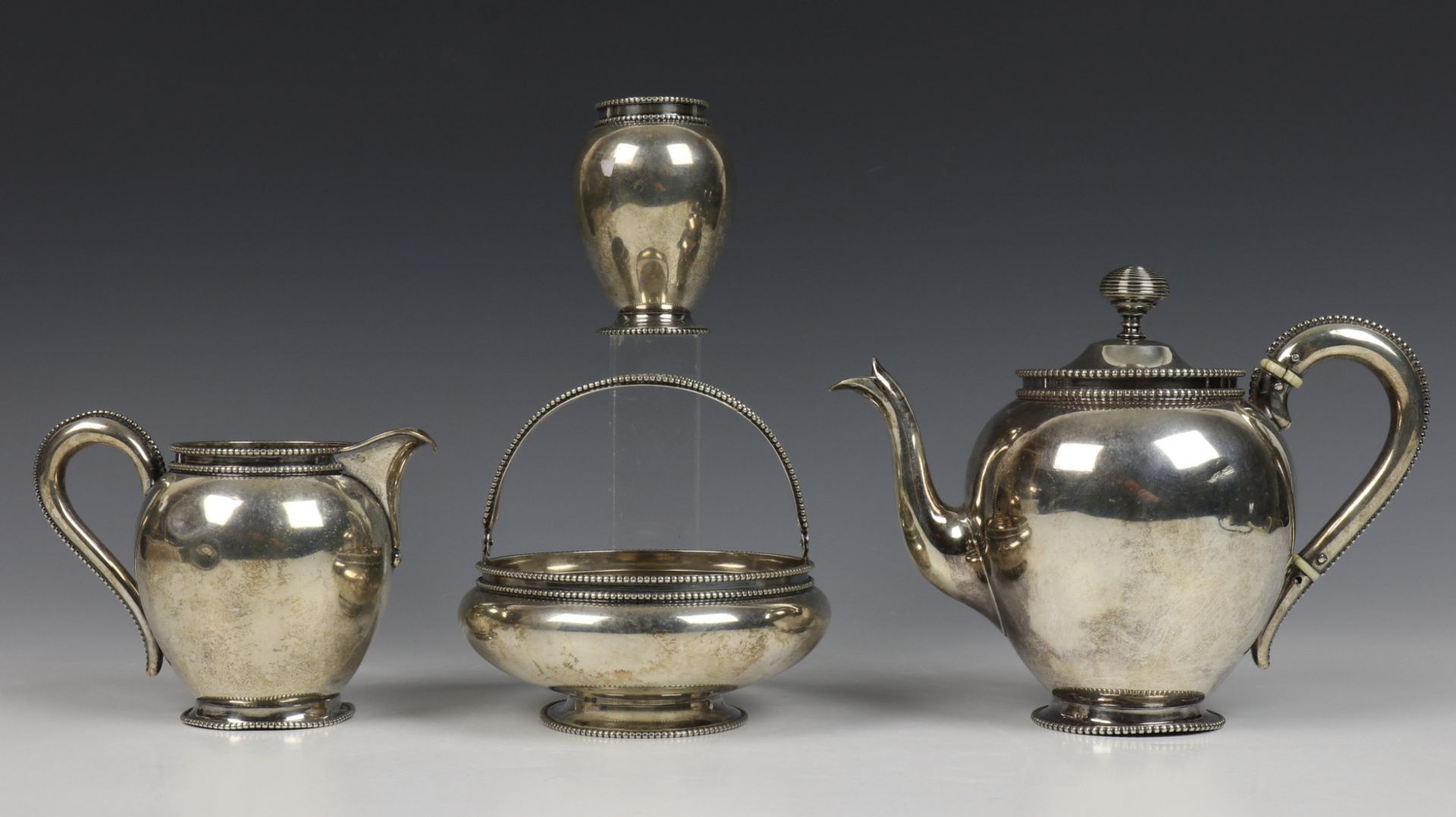 Vierdelig theeservies, eind 19e eeuw,