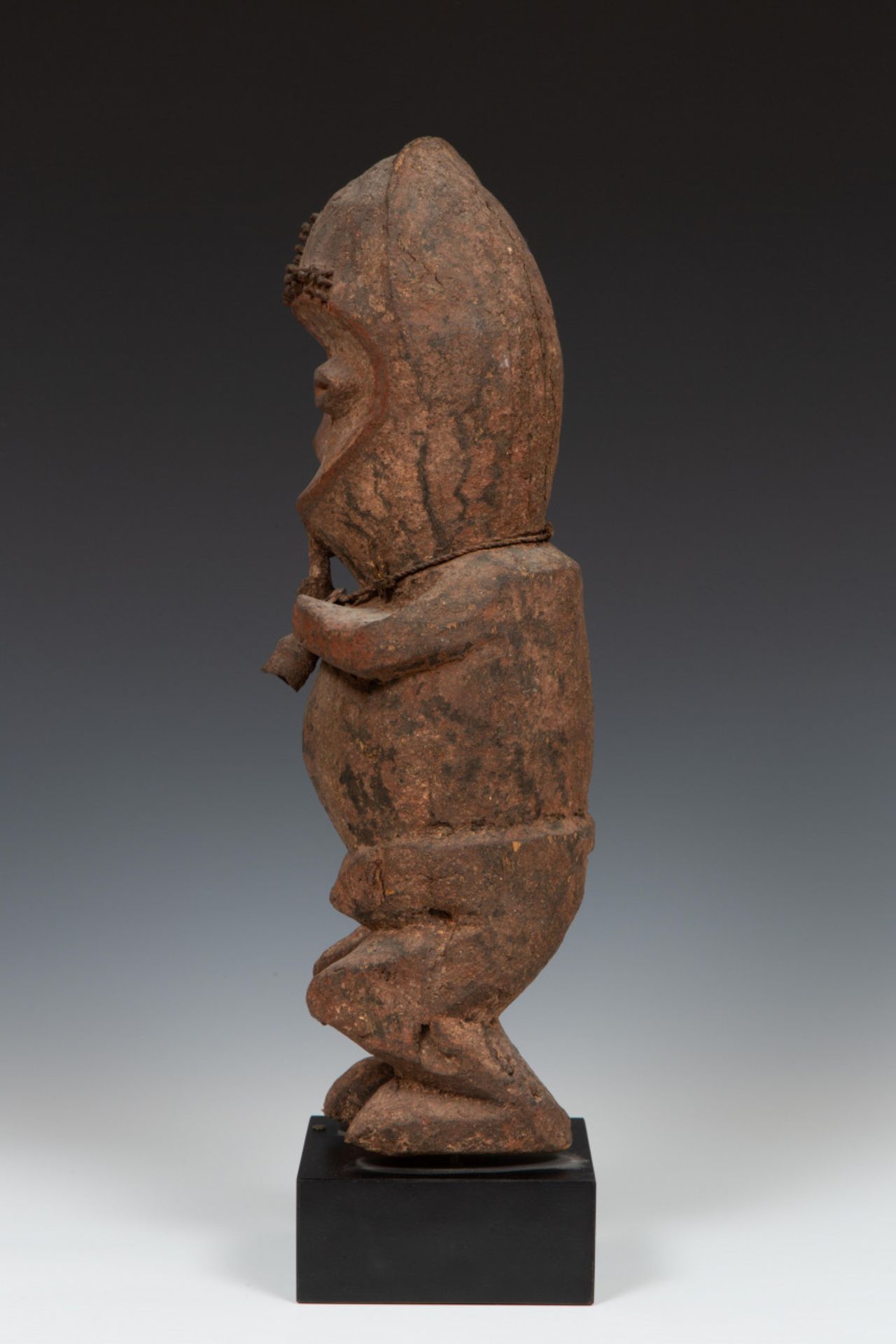 Nigeria-Cameroon, Mambila, decorative standing protective figure - Image 2 of 4