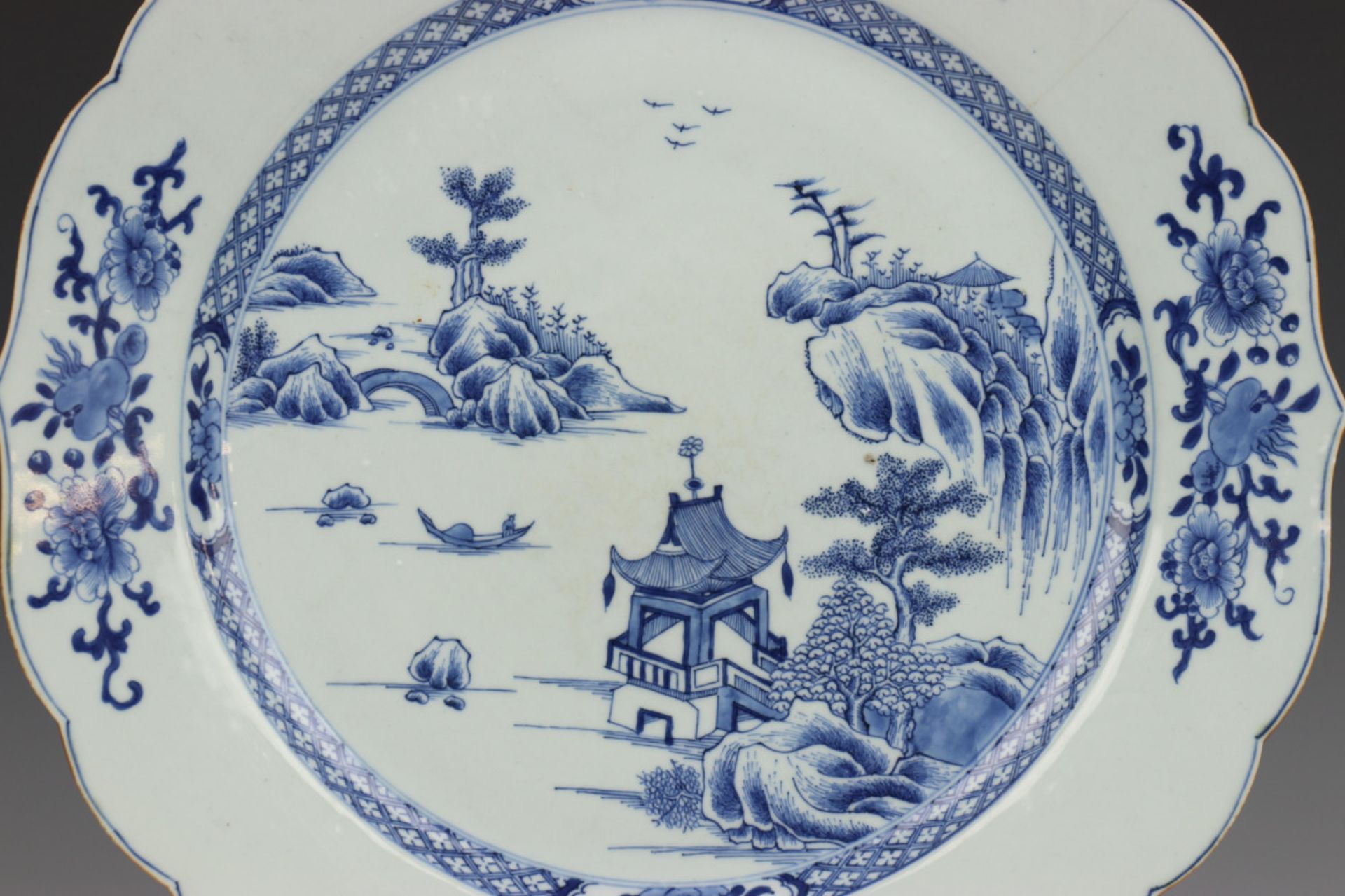 China, blauw-wit porseleinen schotel, Qianlong, - Image 2 of 6