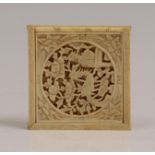 Chinees ivoren tangrampuzzel in doosje met schuifdeksel, 19e eeuw,