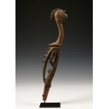PNG, Iatmul, carved wooden stopper of a chalk container, ca. 1930,