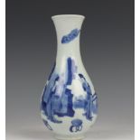 China, blauw-wit porseleinen vaas, Kangxi,