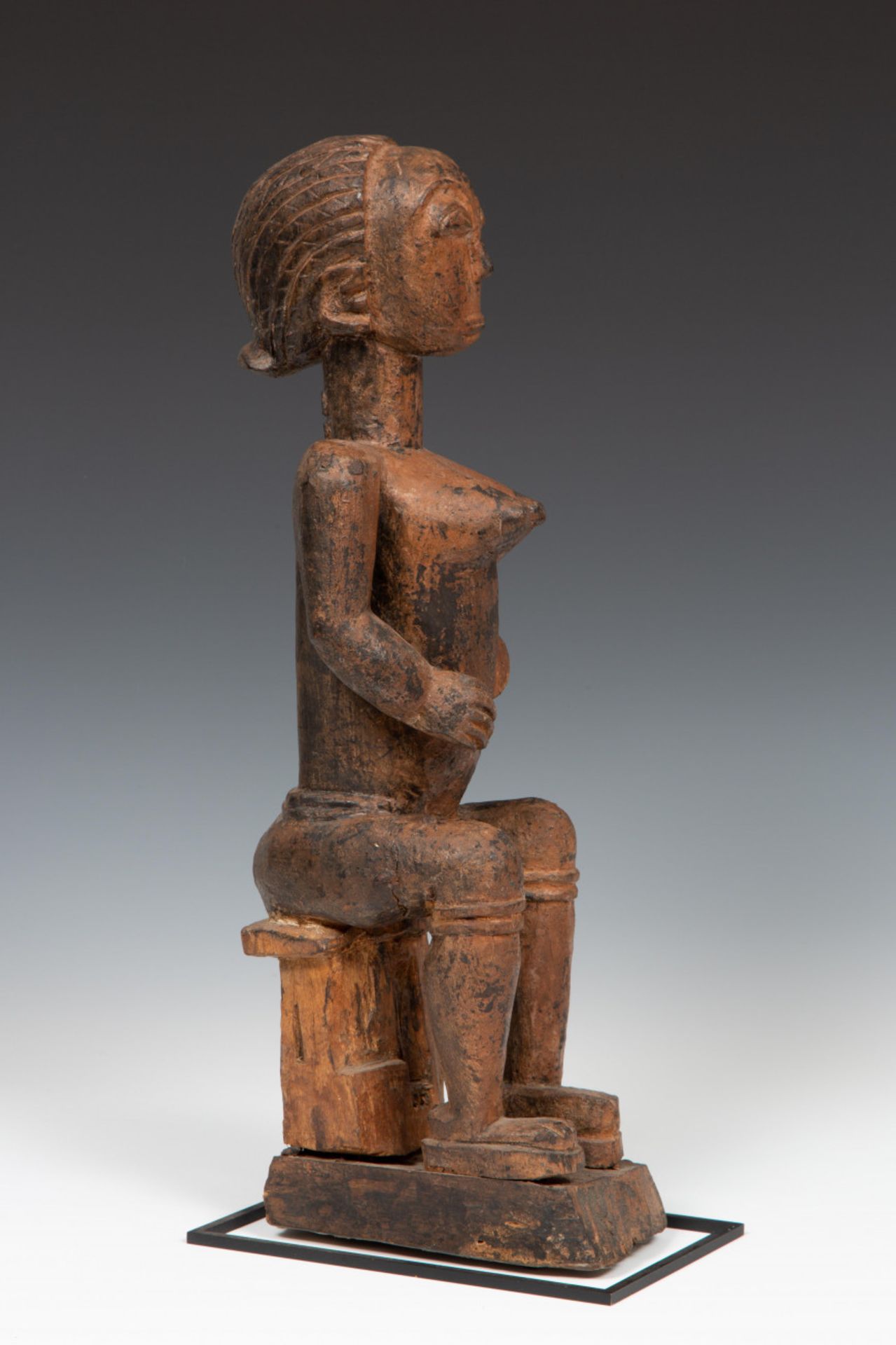 Ghana, Akan, wooden female seated figure - Bild 2 aus 2