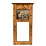 Spiegel in gebronsd houten lijst in Louis XVI-stijl,