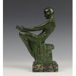 Max le Verrier (1891-1973), groen gepatineerd bronzen boekensteun, Art Deco,