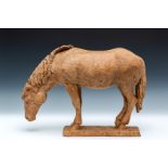 H. Rädecker (1921-1976) terracotta sculptuur van een zwangere pony