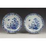 China, paar blauw-wit porseleinen borden, Qianlong,