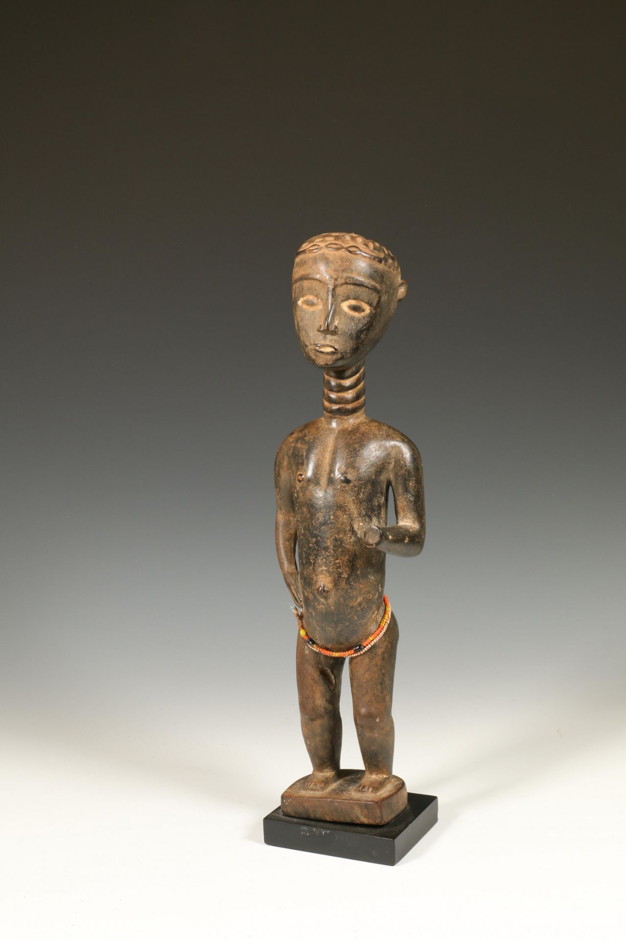 Ghana, Akan, standing female figure,