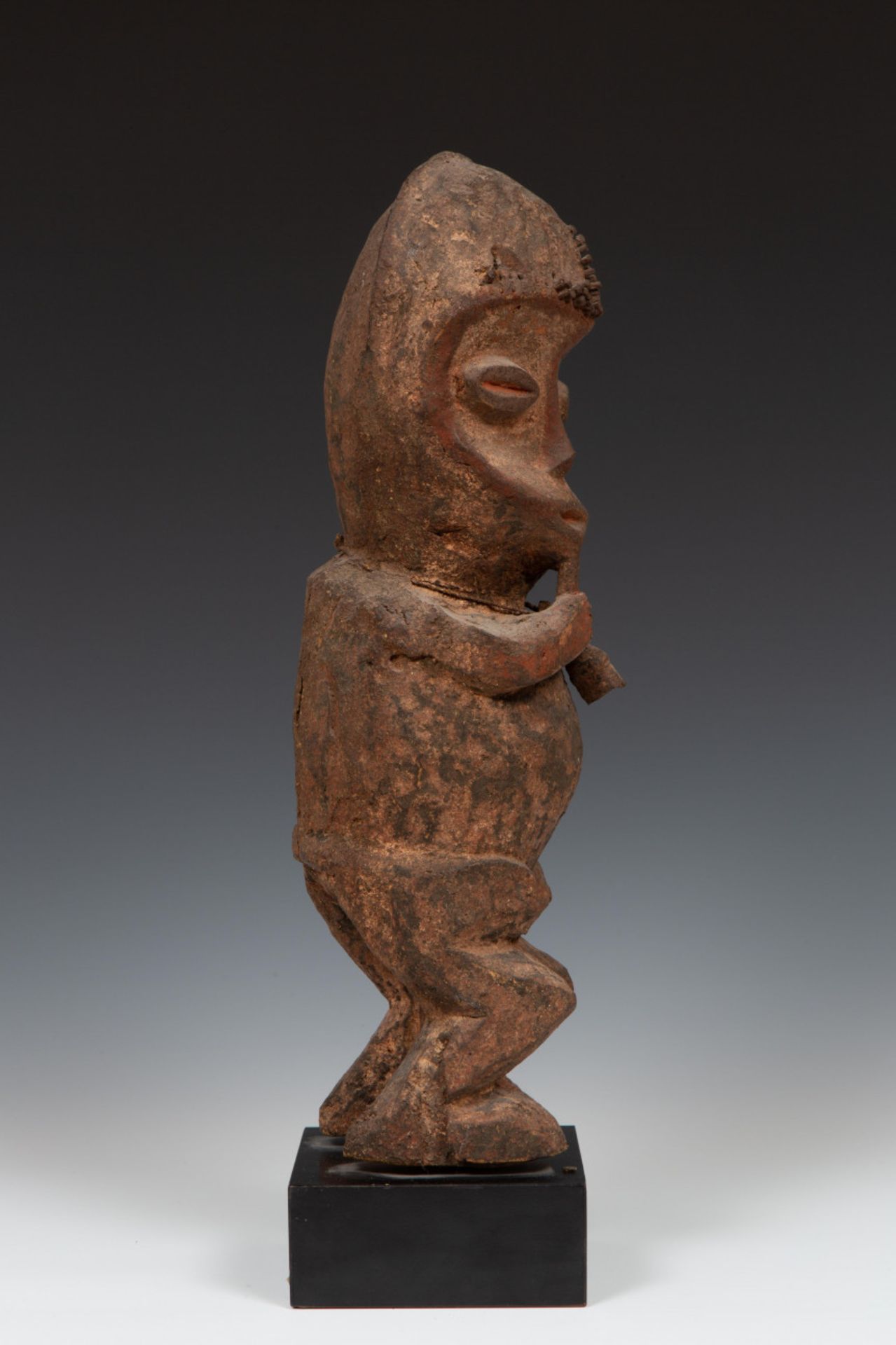 Nigeria-Cameroon, Mambila, decorative standing protective figure - Image 3 of 4