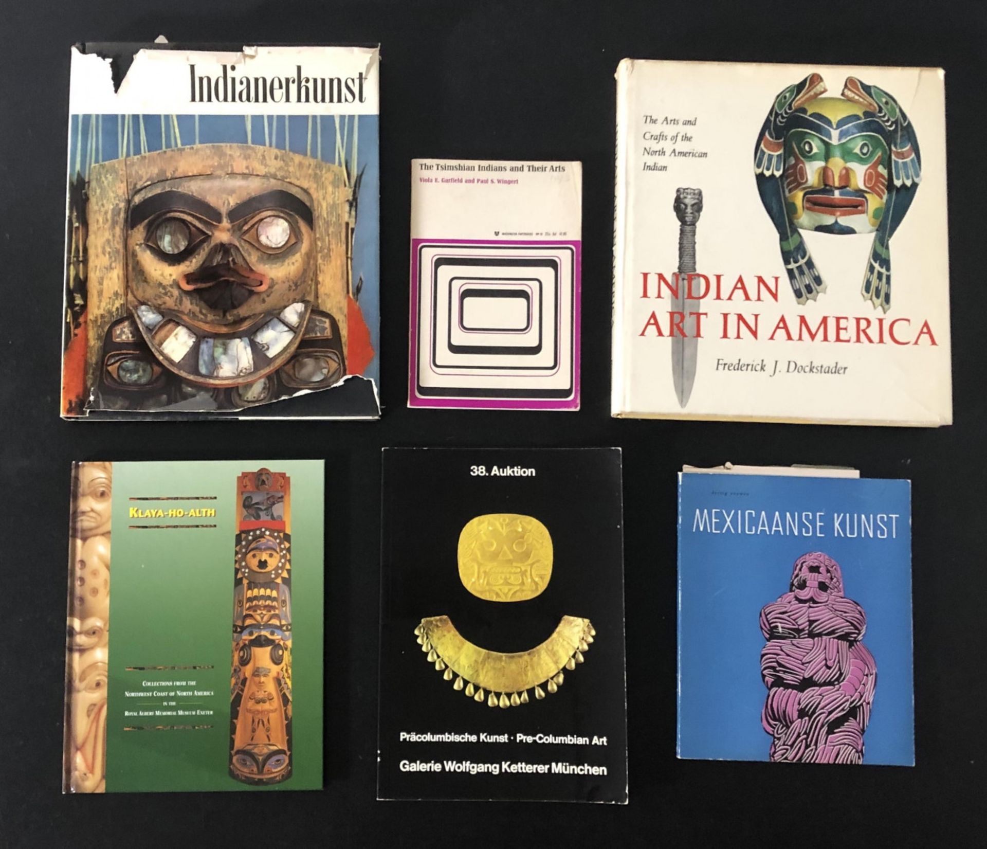 Collection of 6 publications on North America’s original peoples, their arts and cultures. Dutch,