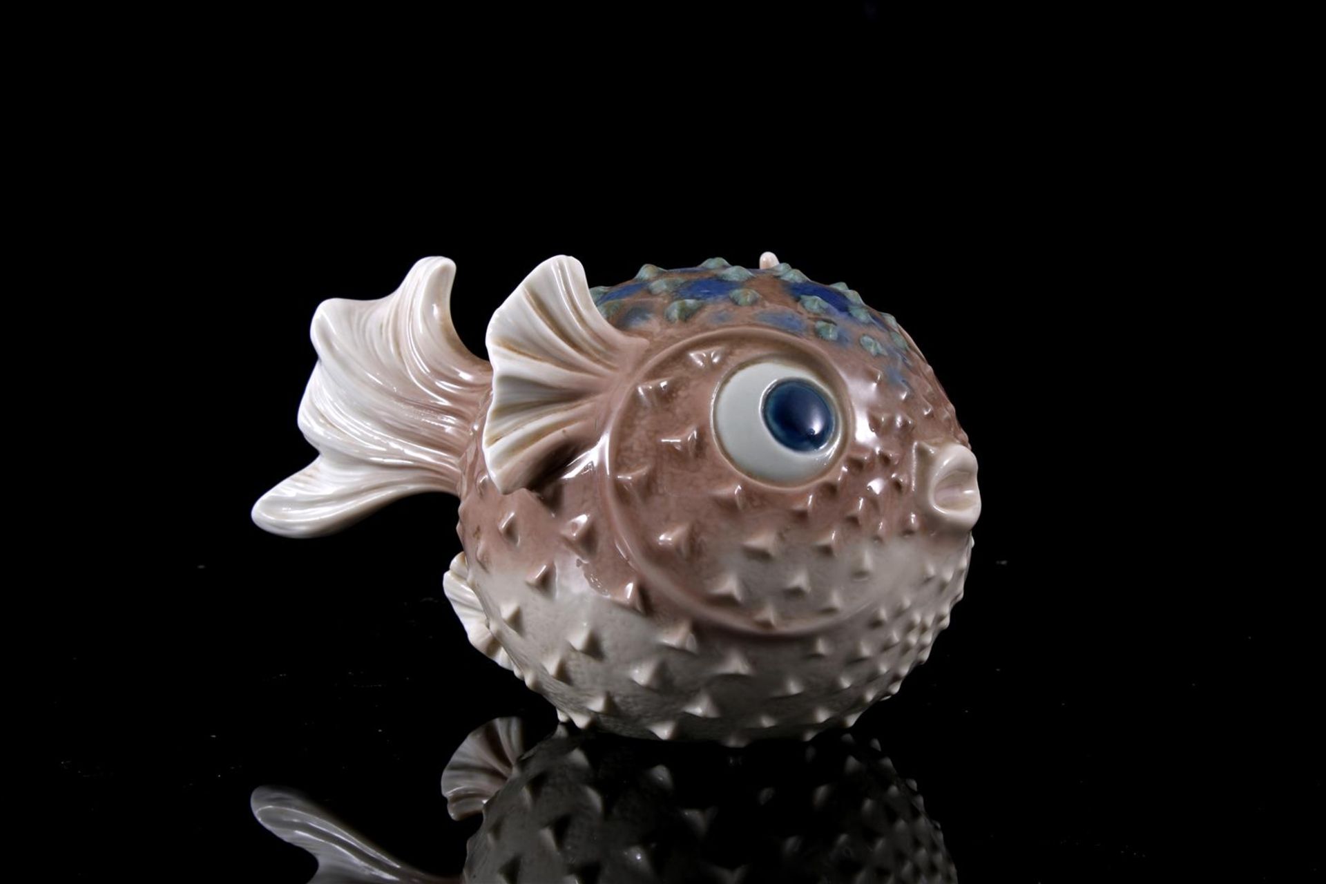 Lladro porseleinen beeld nr. 1210, Blowfish, Pez Globo, ontwerp Antonio Ballester, periode 1972-