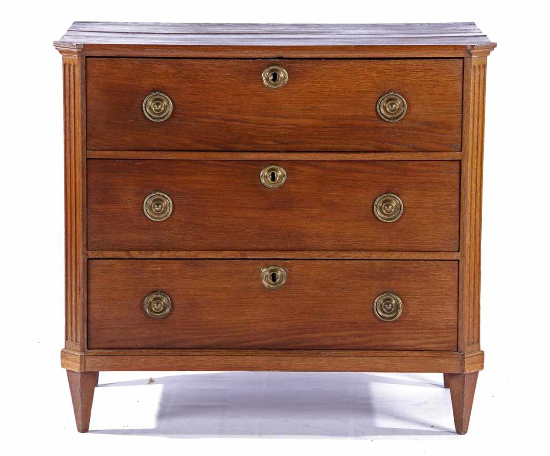 Antieke eiken commode met 3 laden, Holland Louis Seize ca. 1780, 85 cm hoog, 93 cm breed, 50 cm