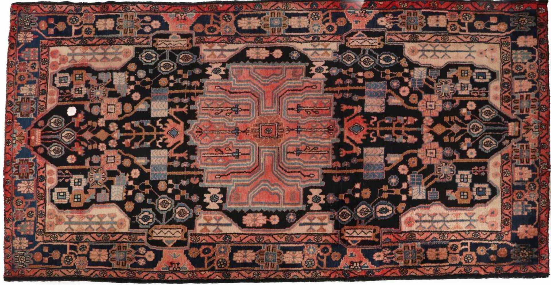 Oriental hand-knotted rug 284x147 cm