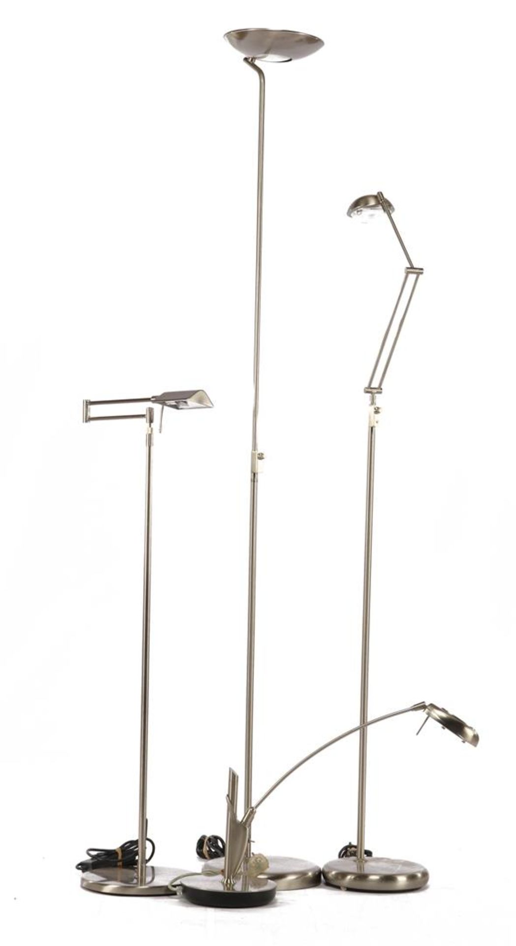 4 modern lamps b.u. 3 floor lamps, highest 181 cm, and a desk lamp (3 x Nou Silent)