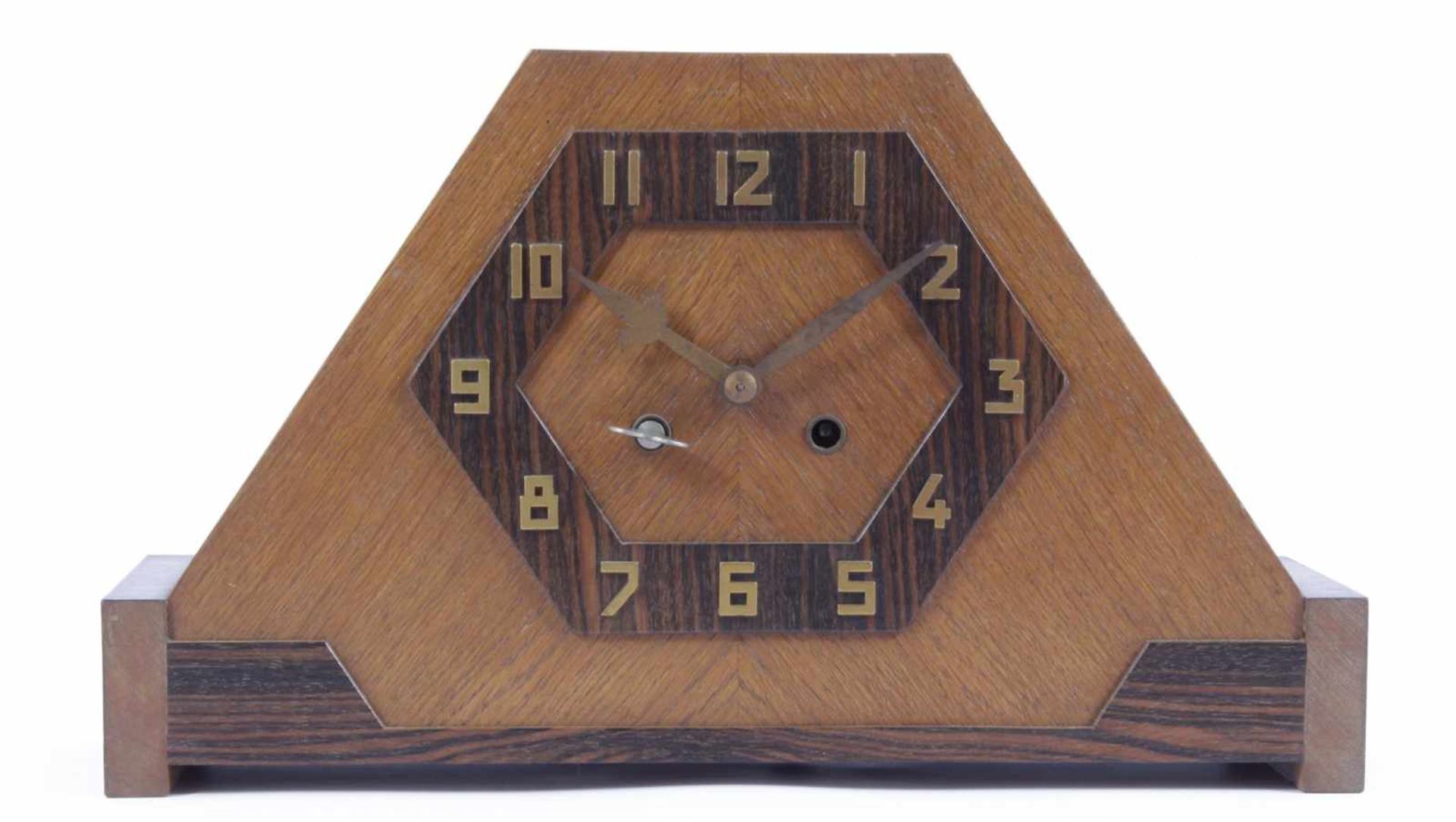 Art Deco mantel clock in oak case with rosewood elements 24 cm high, 40.5 cm wide