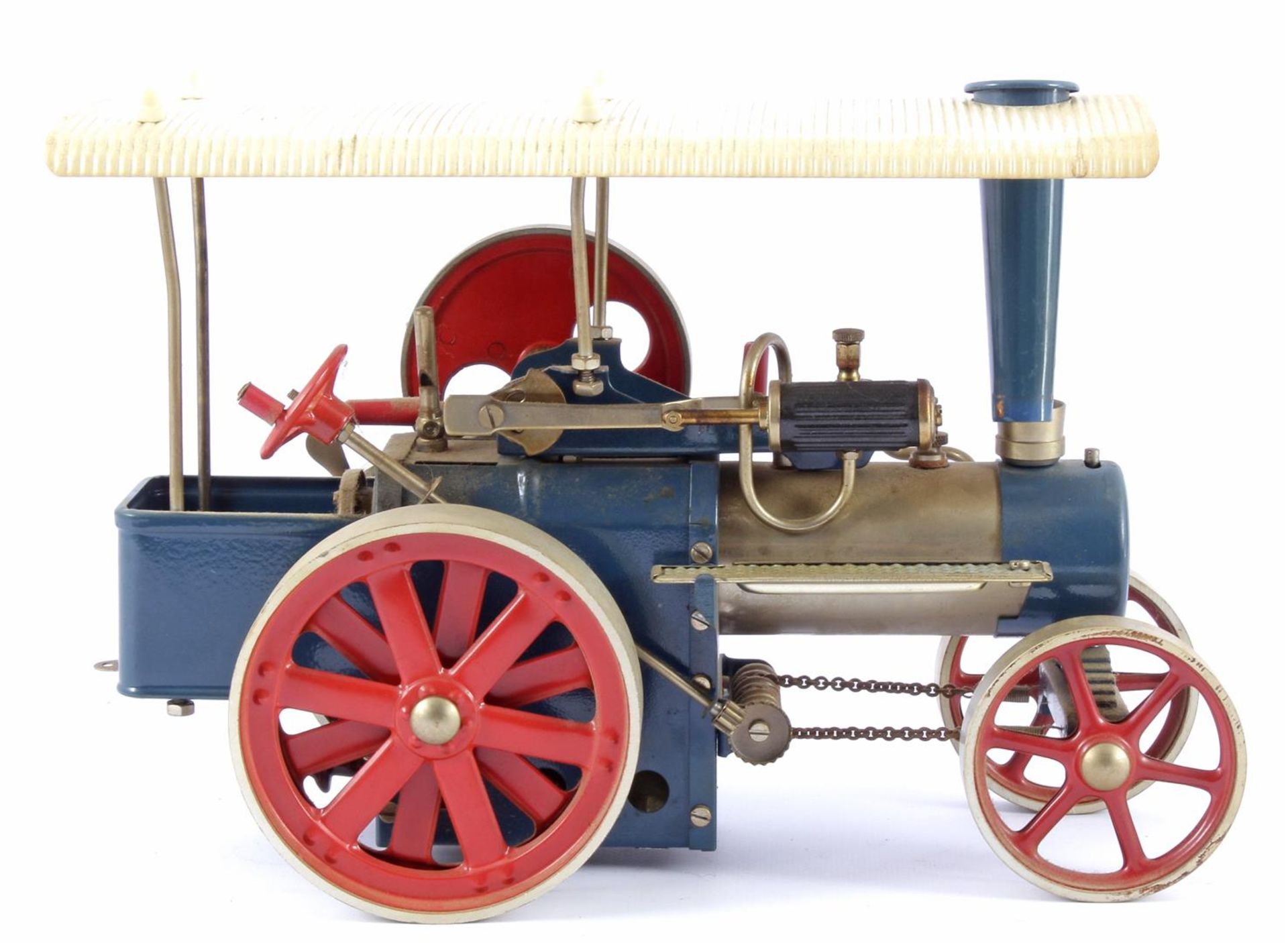 Wilesco steam tractor, model D405, 19.5 cm high, 28 cm long