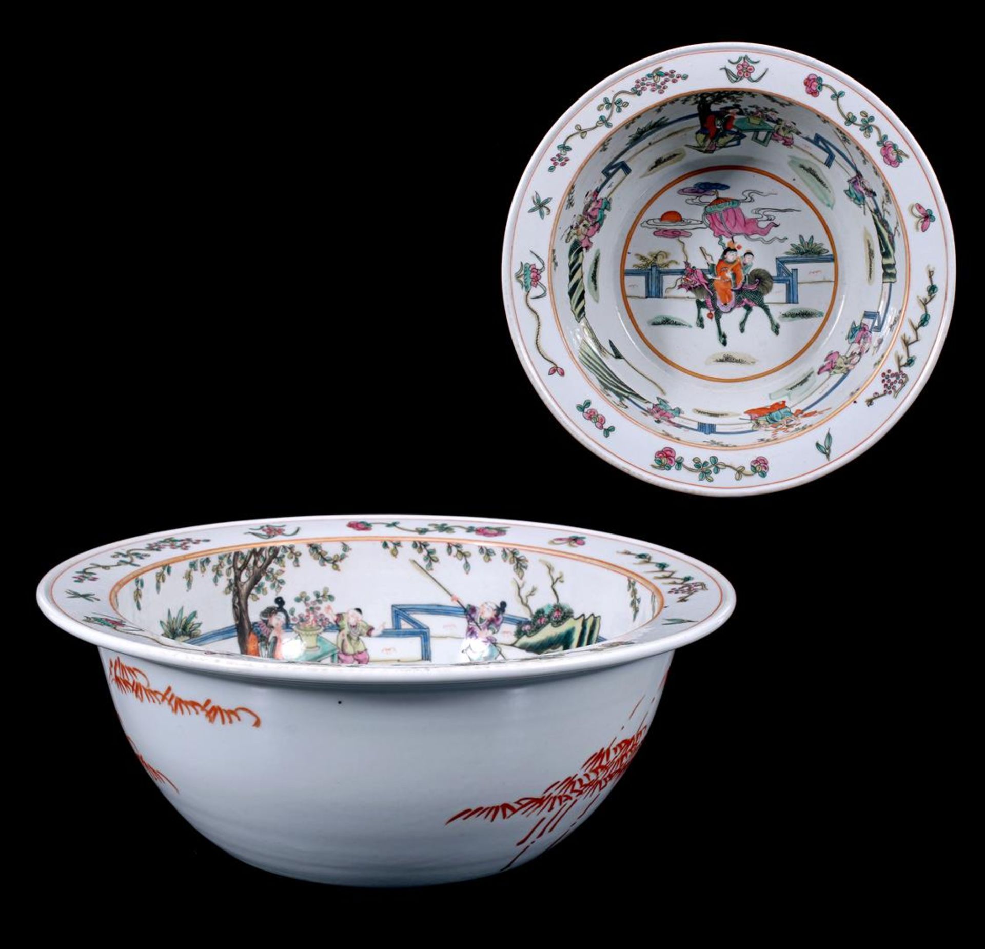 Porcelain bowl with polychrome decoration of many figures in landscape, China 20th century, 11 cm