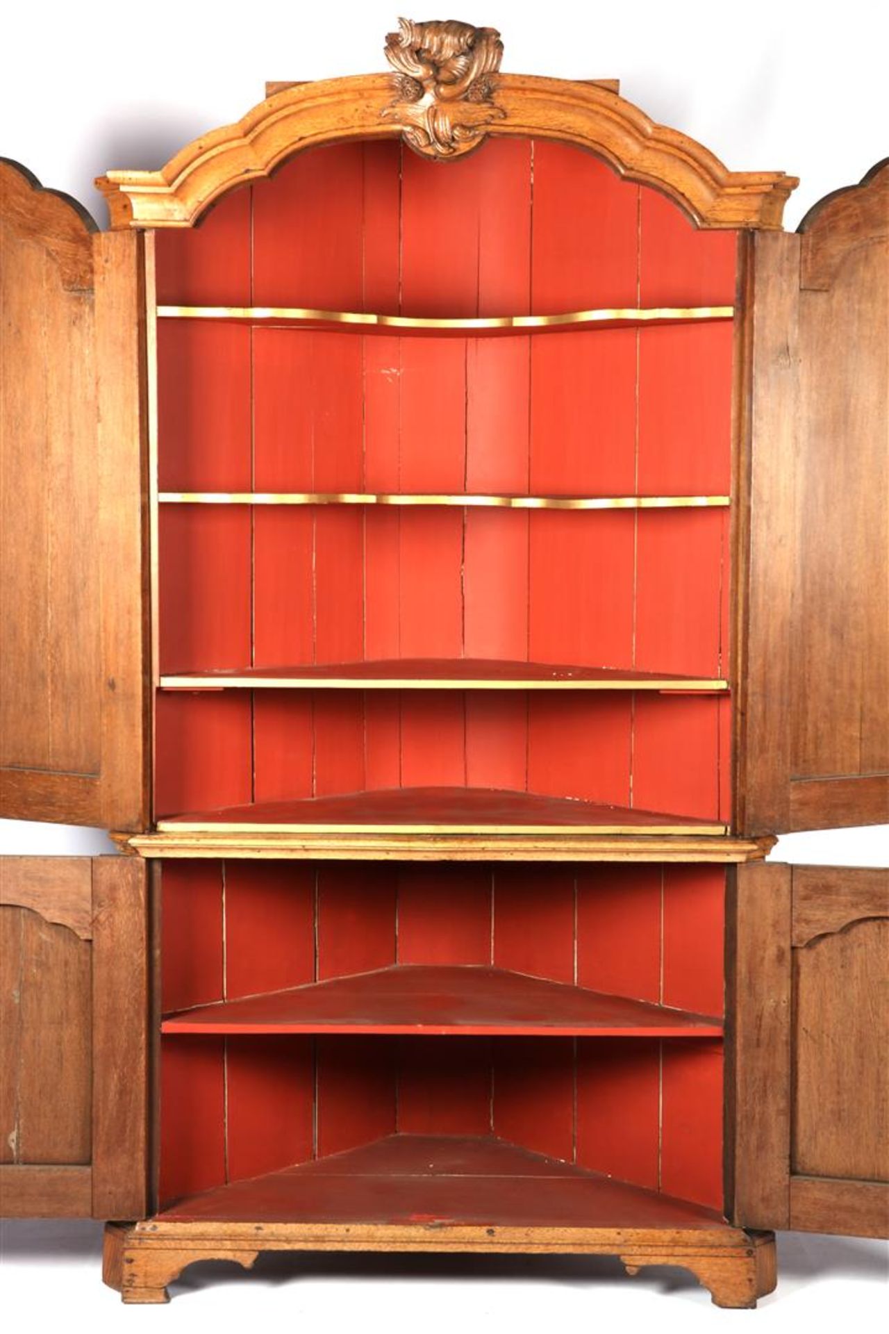 19th century 2-piece oak and pine corner cupboard with contoured seed bead with rocaille, & nbsp; - Image 2 of 2