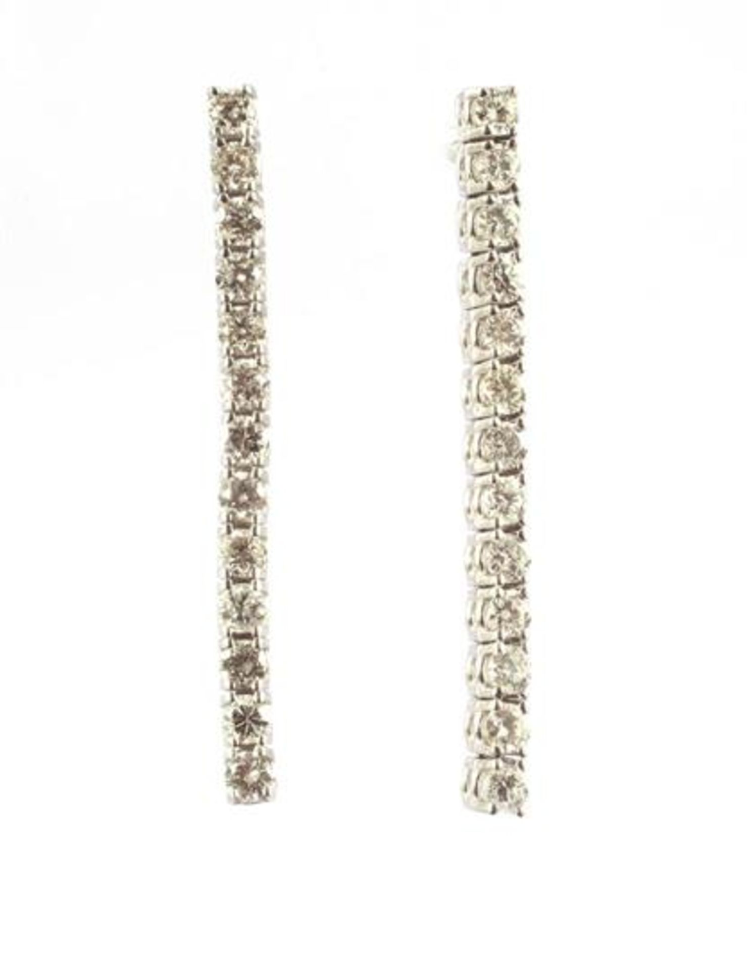 White gold earrings, 18 kt, set with brilliant cut diamond, approx. 0.80 ct.