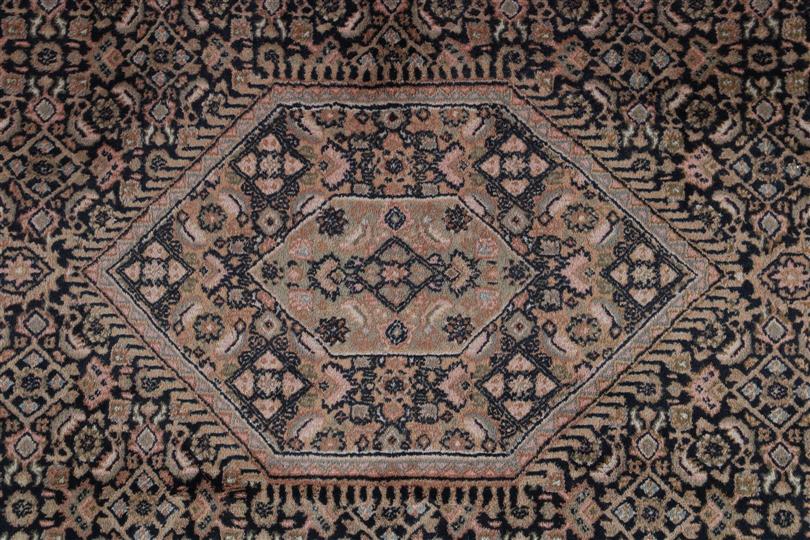 Hand-knotted wool carpet with Oriental decor, 293x197 cm - Image 2 of 4