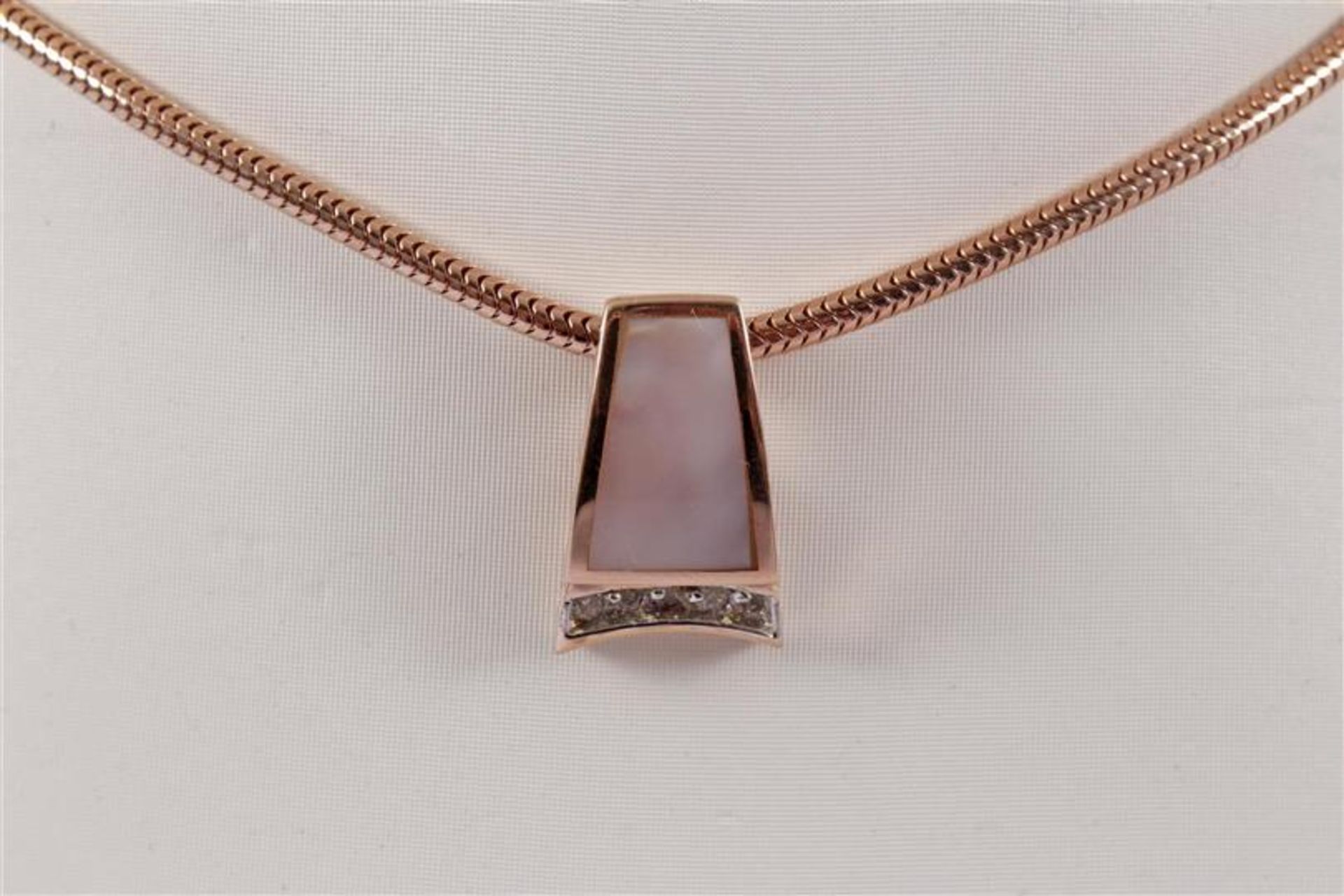 Rose gold snake necklace, 14 krt., 37 cm long, with a 14 krt attached to it. rose gold pendant set - Bild 2 aus 2