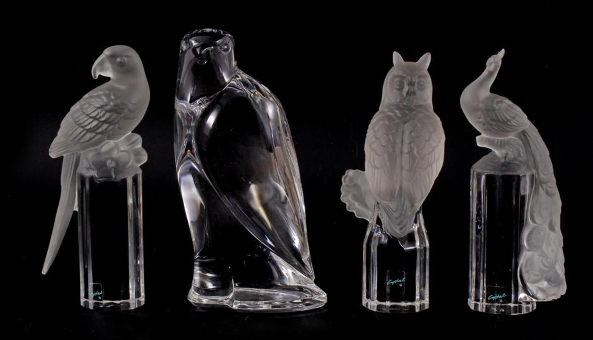 3 Goebel crystal animal figures 17.5 cm and 18 cm high and Val St Lambert bird 19 cm high