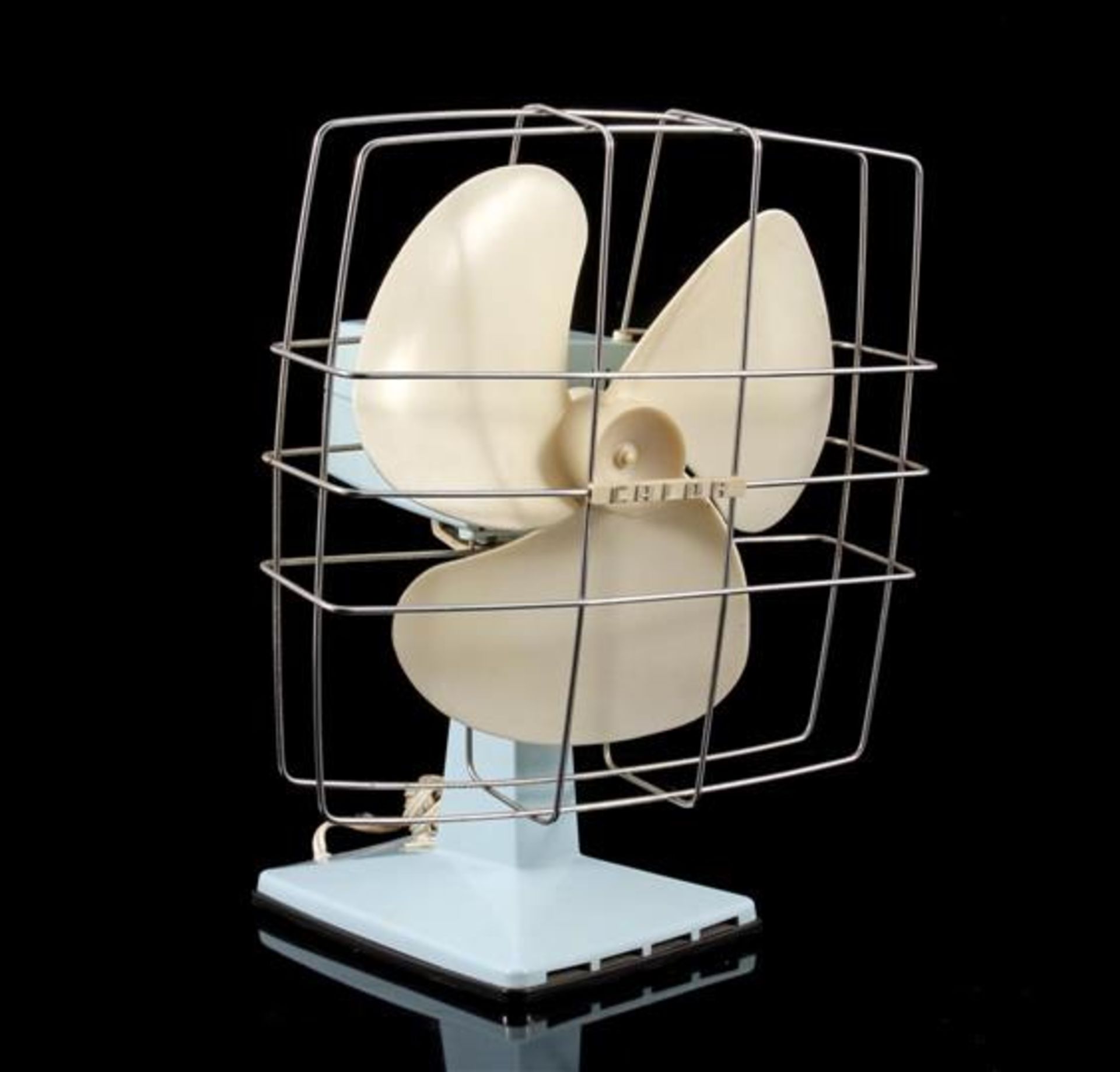 Calor table fan, 35 cm high in working condition