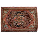 Hand-knotted wool carpet with oriental decoration Hamadan, 160x107 cm