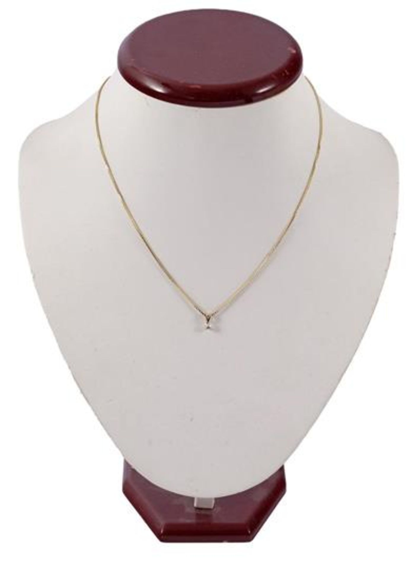 Gold Venetian necklace, 14 krt., 44 cm long, with a solitaire pendant, marked 585, set with