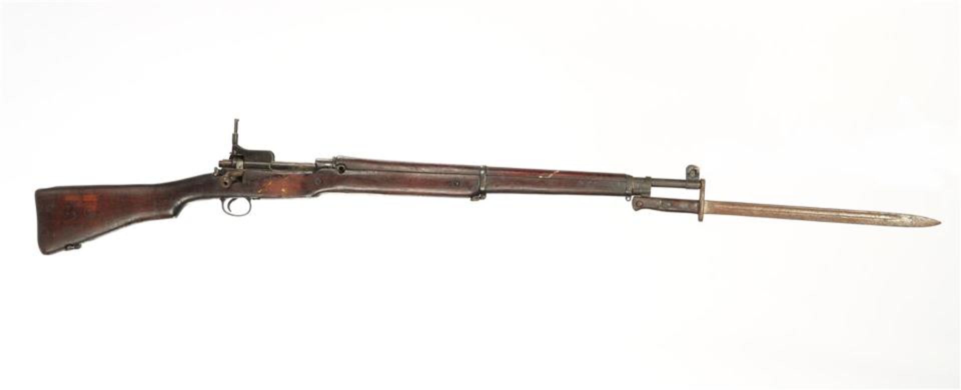 19th century carbine with bayonet, 157 cm (disabled)