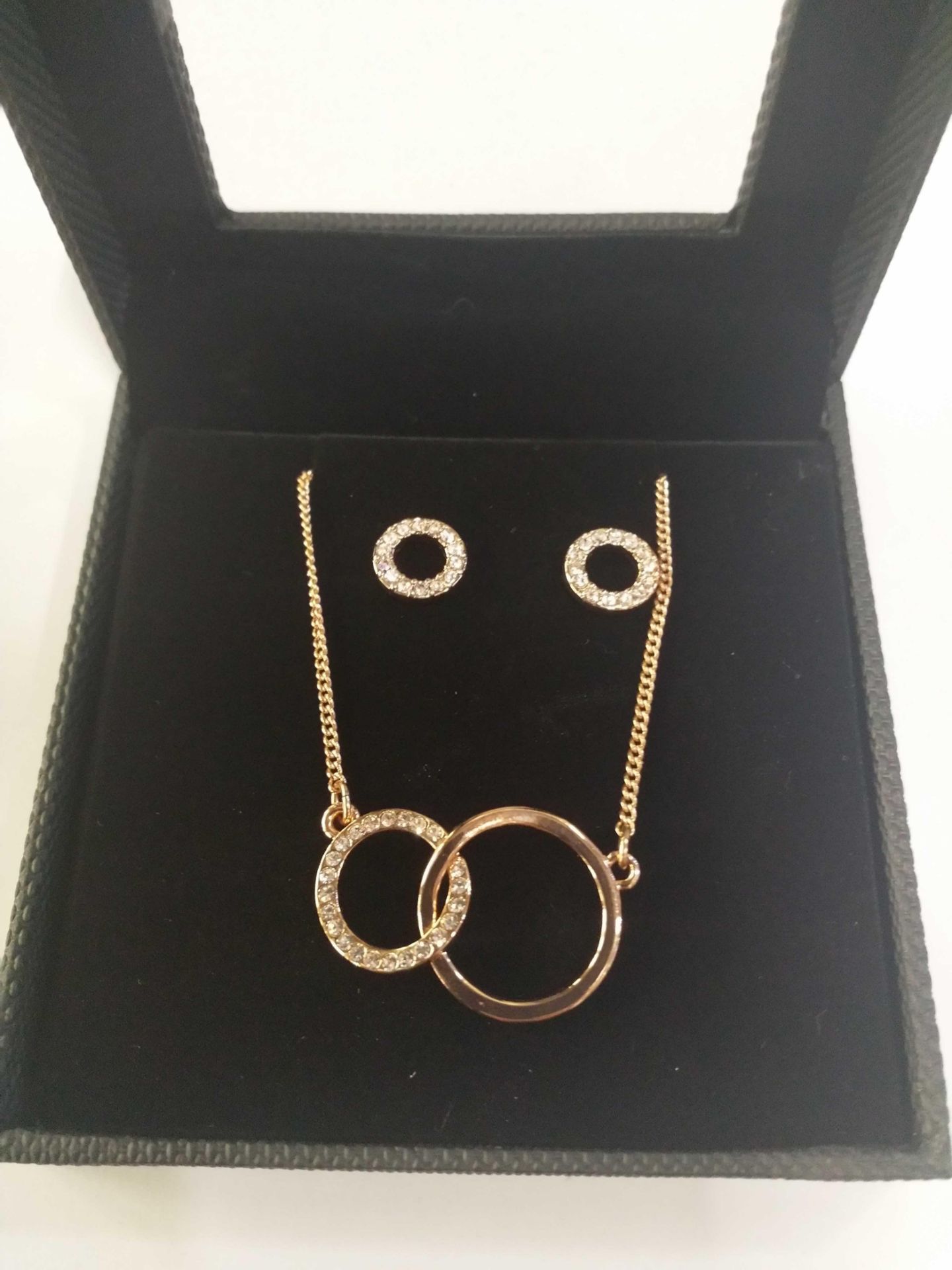 10 PILGRIM ROSE GOLD NECKLACE AND EARRING SET RRP £314