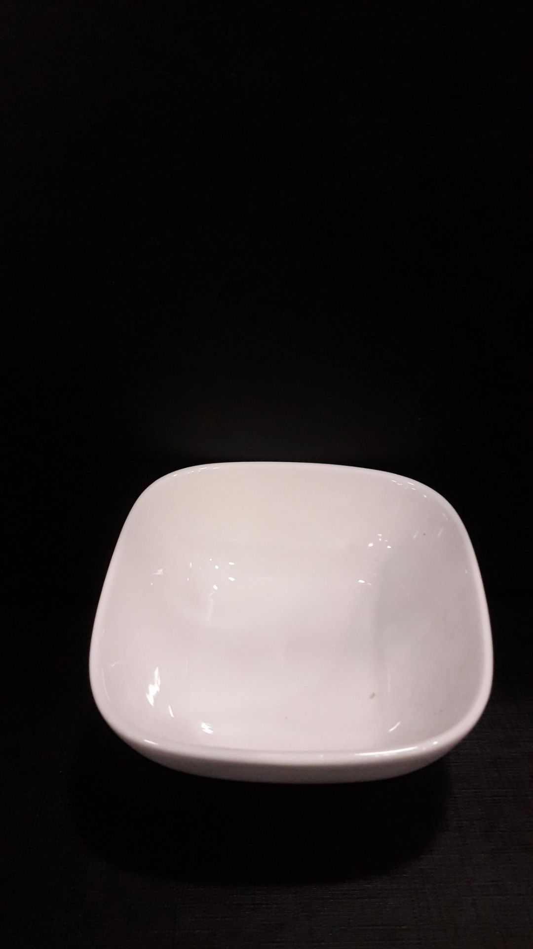 250 SQUARE DESSERT BOWLS Approximate RRP £212.50