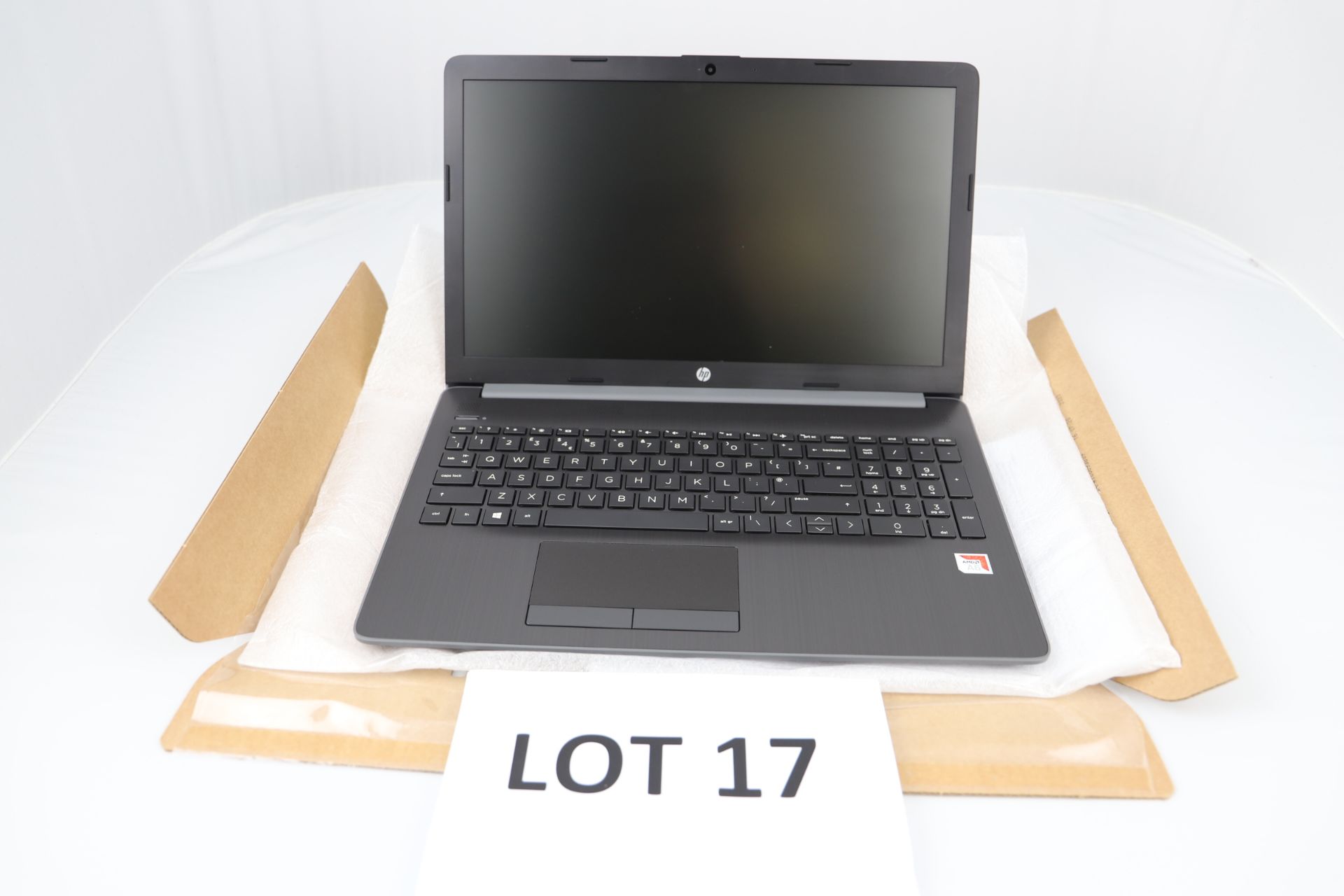 Pallet of 7 HP LAPTOPS. Total Latest selling price £1,992* - Image 9 of 16