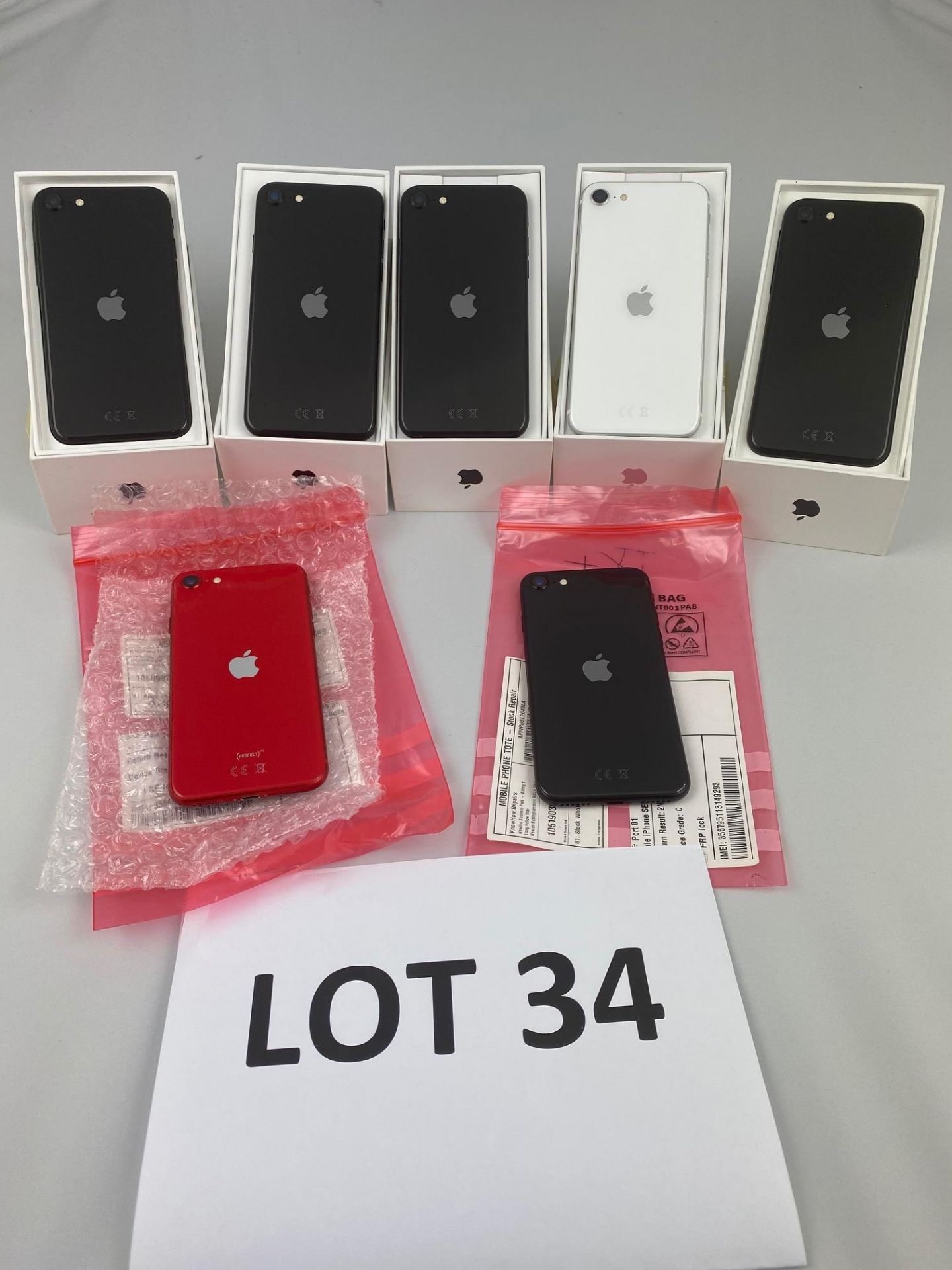 Box of 7 Apple Iphones. Latest selling price £ *3,283 - Image 2 of 2