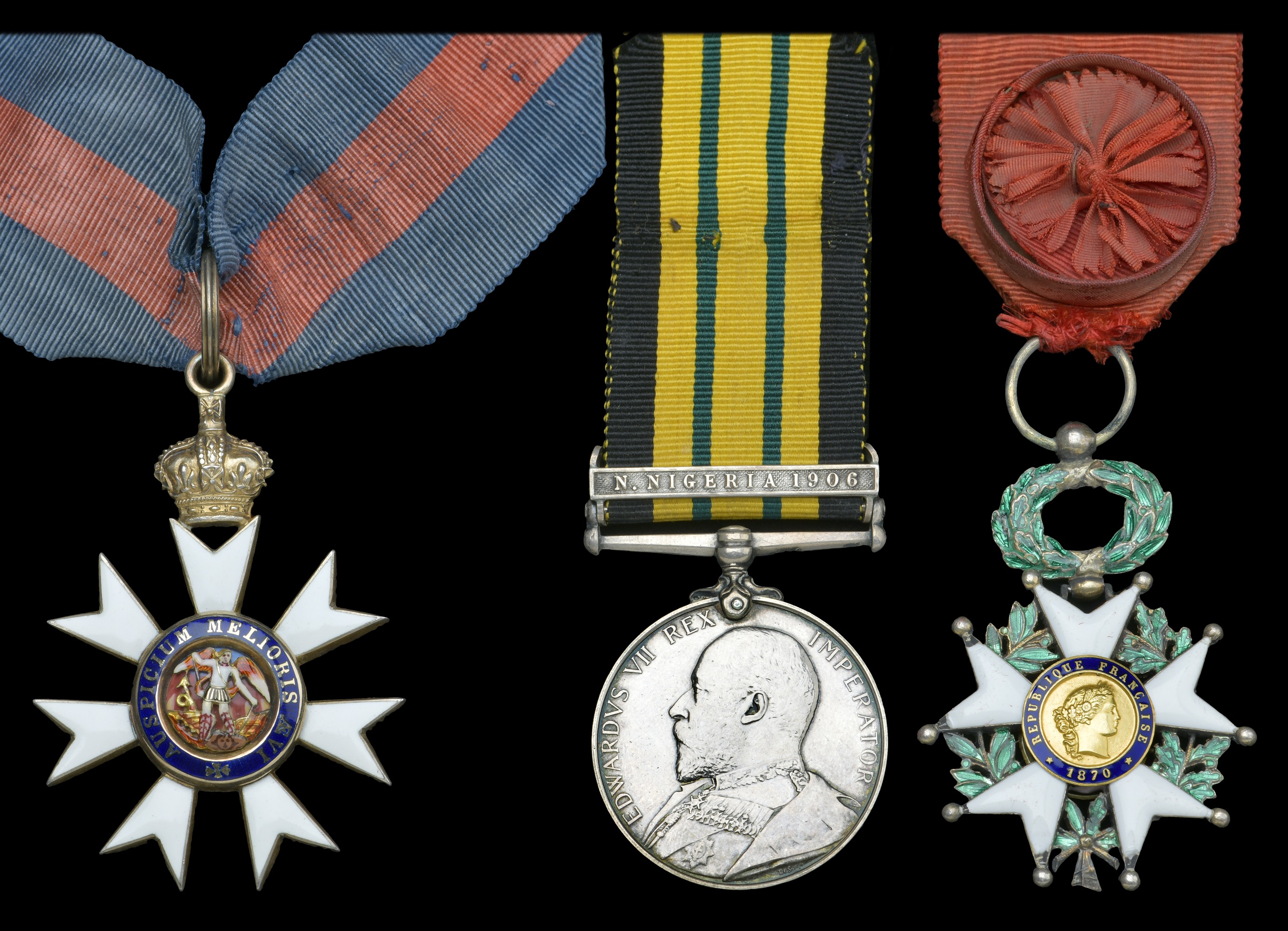 Groups and Single Decorations for Gallantry